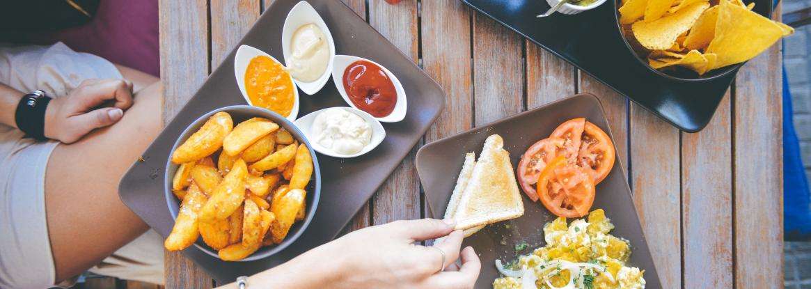 Cet été, cédez à la tentation de bruncher au soleil